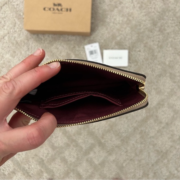Coach Wristlet - Picture 4 of 5